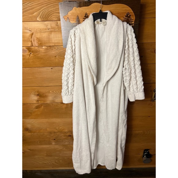 Victoria's Secret Other - Victoria's Secret Plush Robe Full Length Cream White Textured Sleeve L Cozy Chic